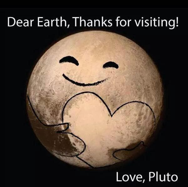 Pluto-Herz-Mem: Herz und Gesichtszüge skizziert, Überschrift: "Dear earth, thanks for visiting! Love, Pluto"