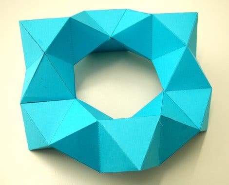 Ring aus zwölf Oktaedern