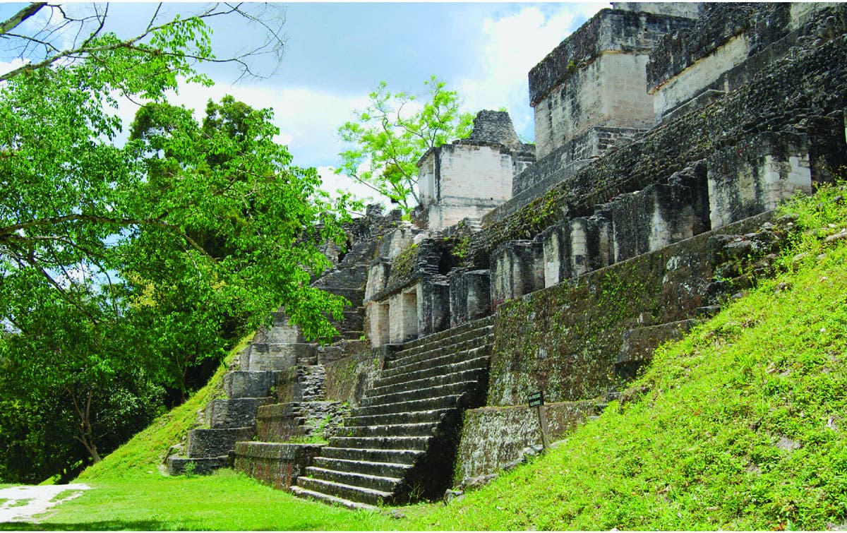 Tempel der Maya-Stadt Tikal