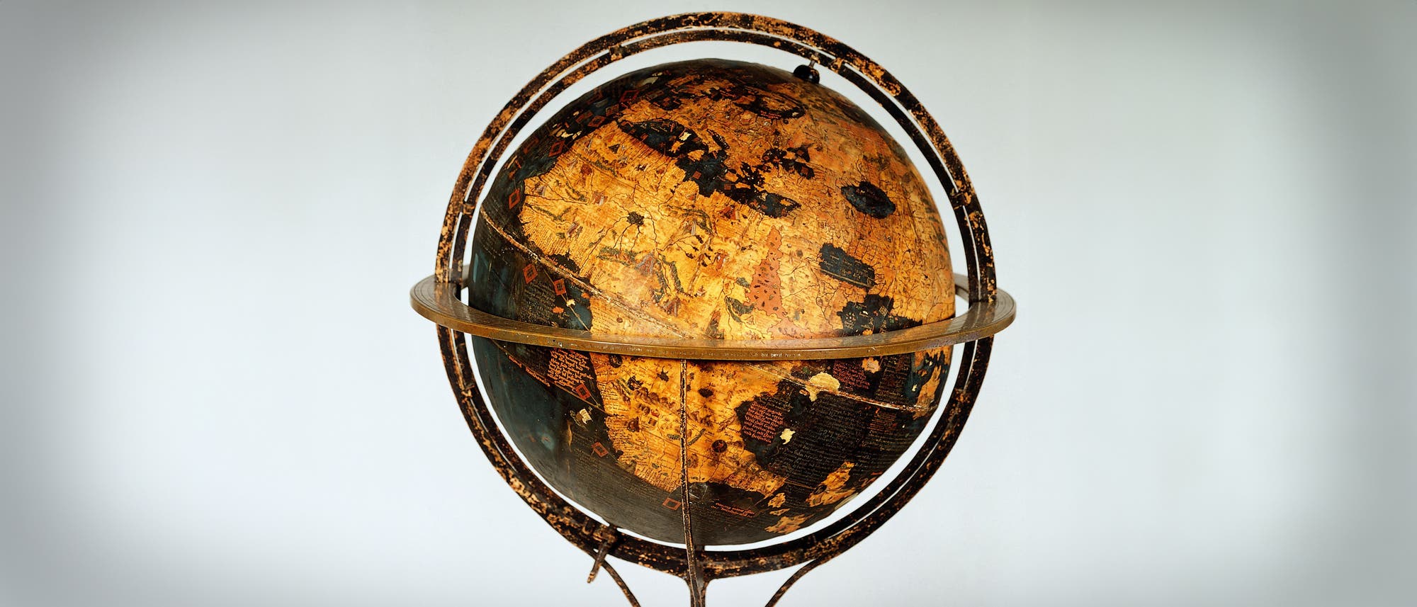 Der erste Globus der Welt von Martin Behaim im Germanischen Nationalmuseum in Nürnberg.