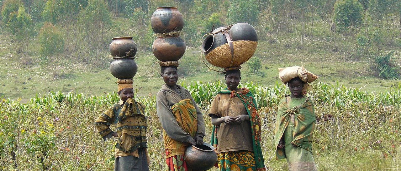 Batwa-Frauen in Burundi