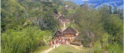 Dorf der Wolimbka im westlichen Hochland von Papua-Neuguinea