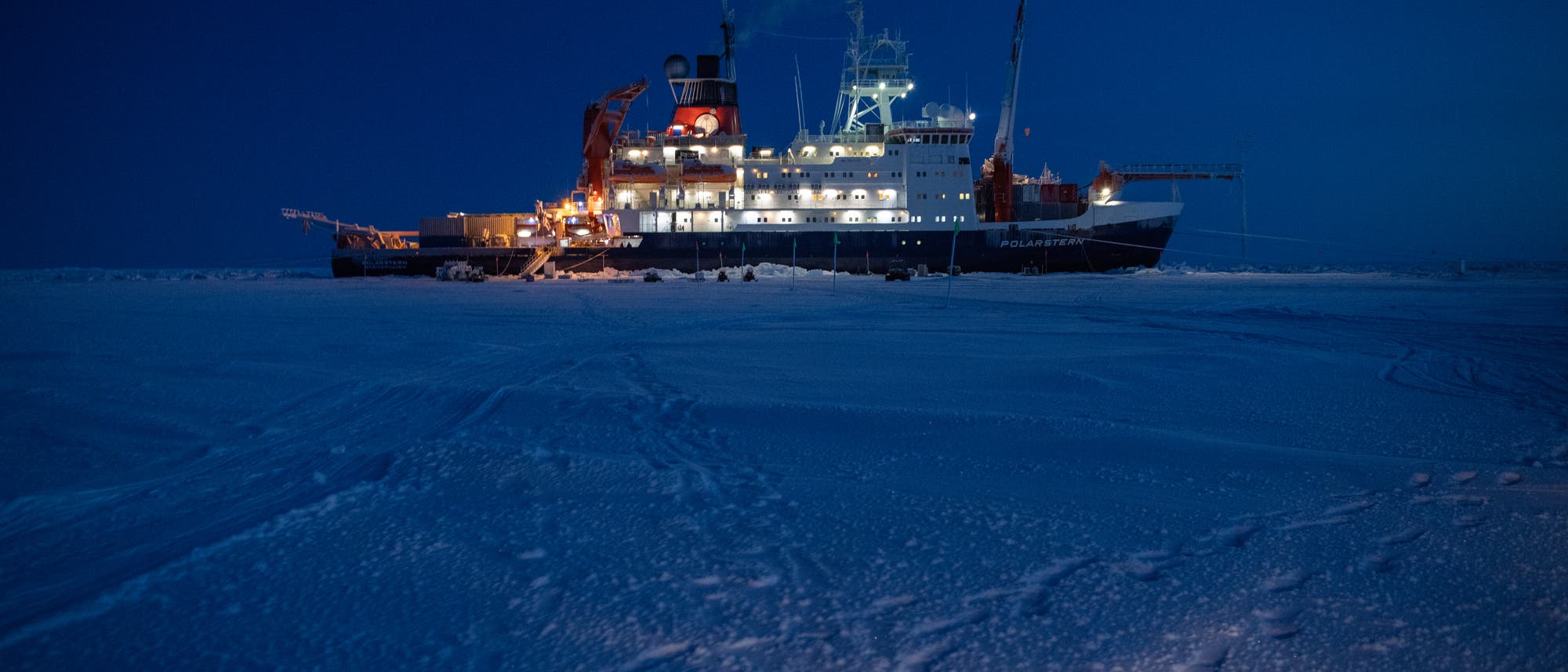 Die »Polarstern« im arktischen Winter