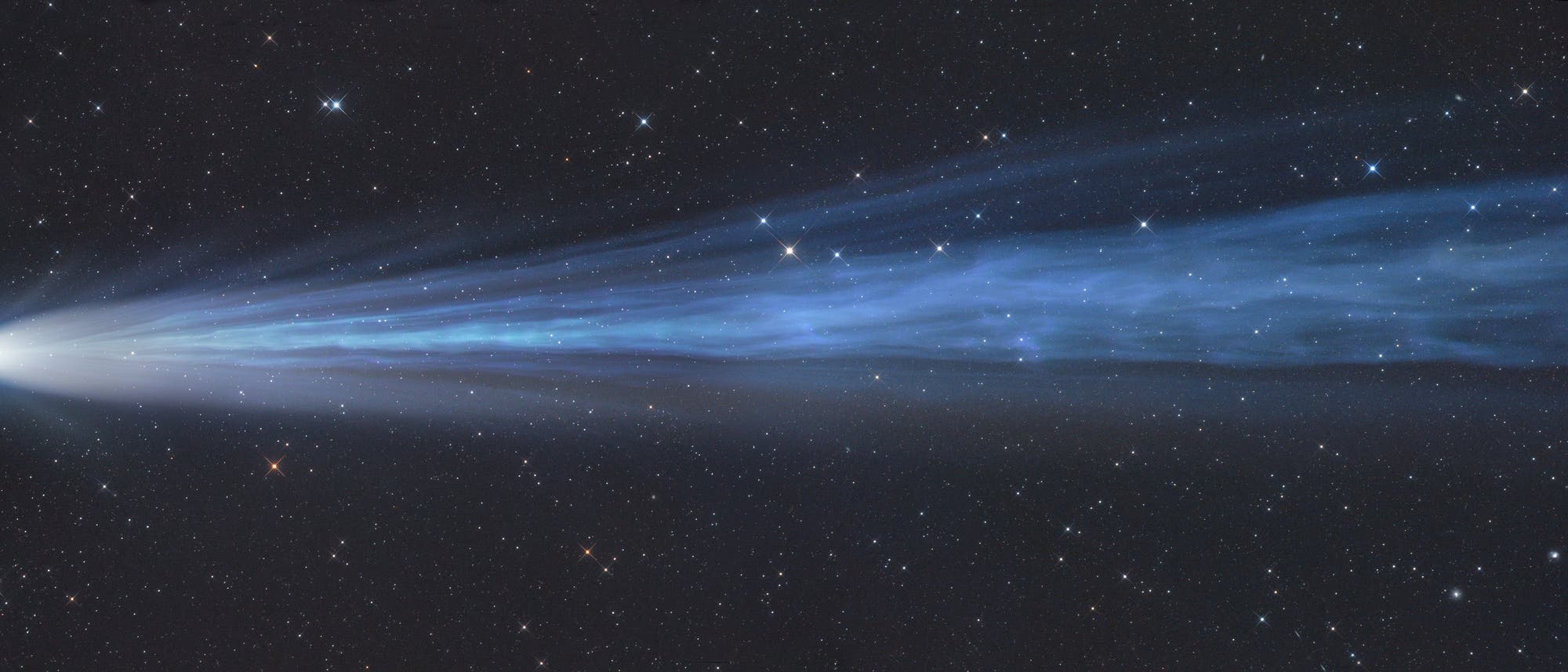 Hingucker für Kometenfans: Komet C/2021 A1 (Leonard) 
