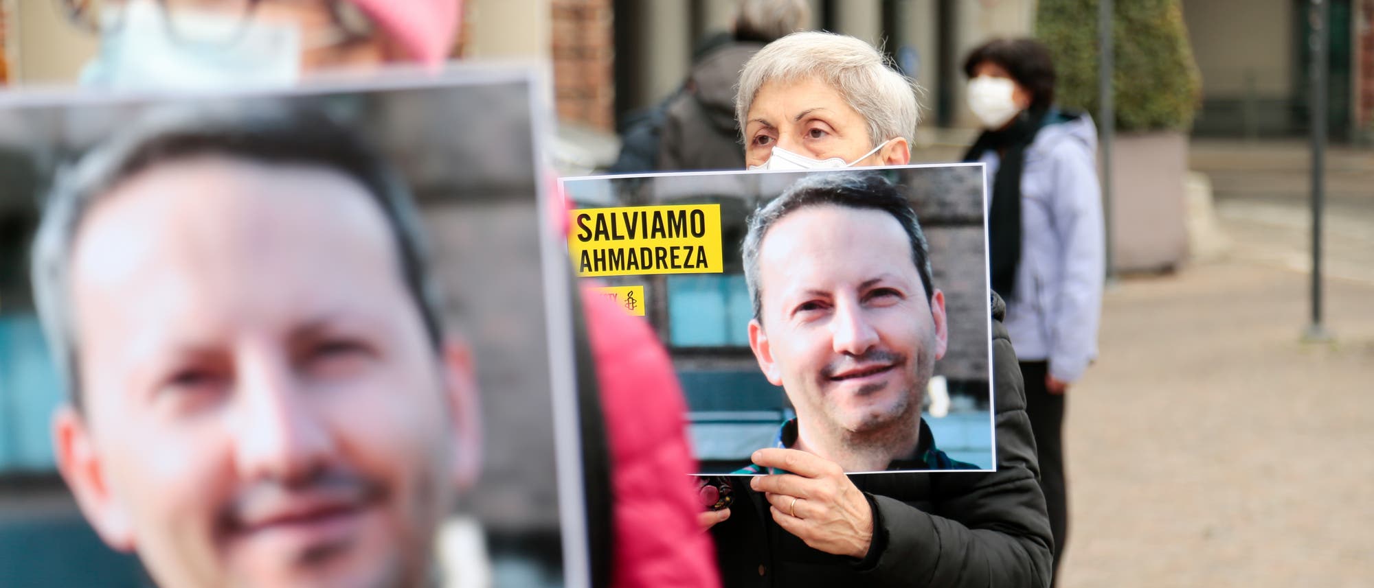 Am 28. November haben Amnesty International und Tadicali Italiani einen Sitzstreik organisiert, um den iranisch-schwedischen Arzt AhmadReza Djalali vor der Todesstrafe zu bewahren.