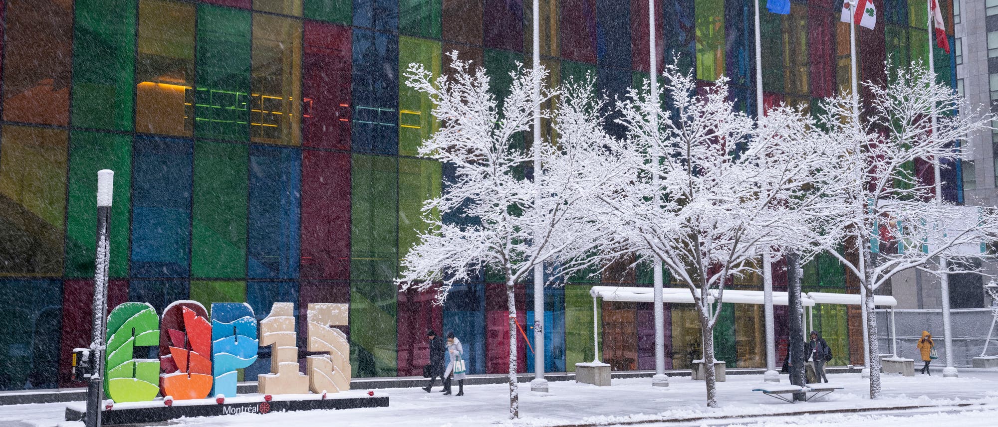 Das Konferenzgebäude im verschneiten Montreal