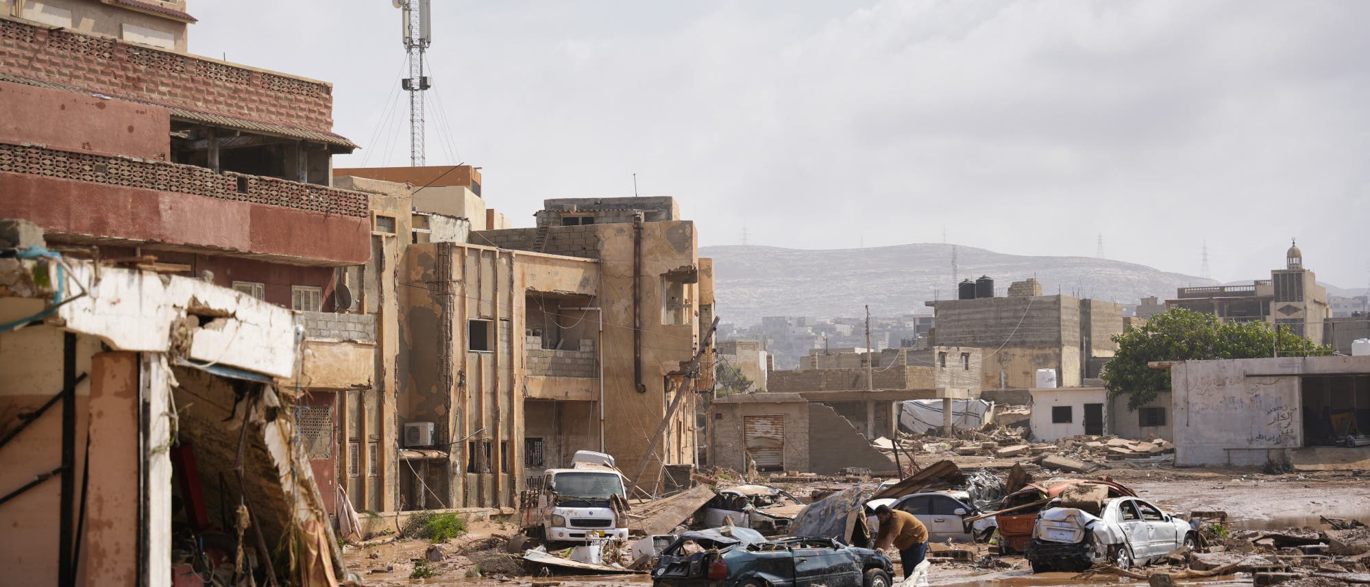 Zerstörte Straßen in Derna
