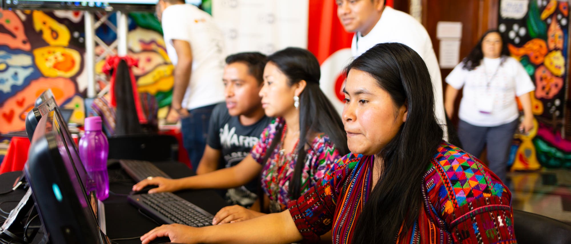 Digitalaktivisten verfassen Wikipedia-Artikel auf Kaqchikel, einer guatemaltekischen Mayasprache