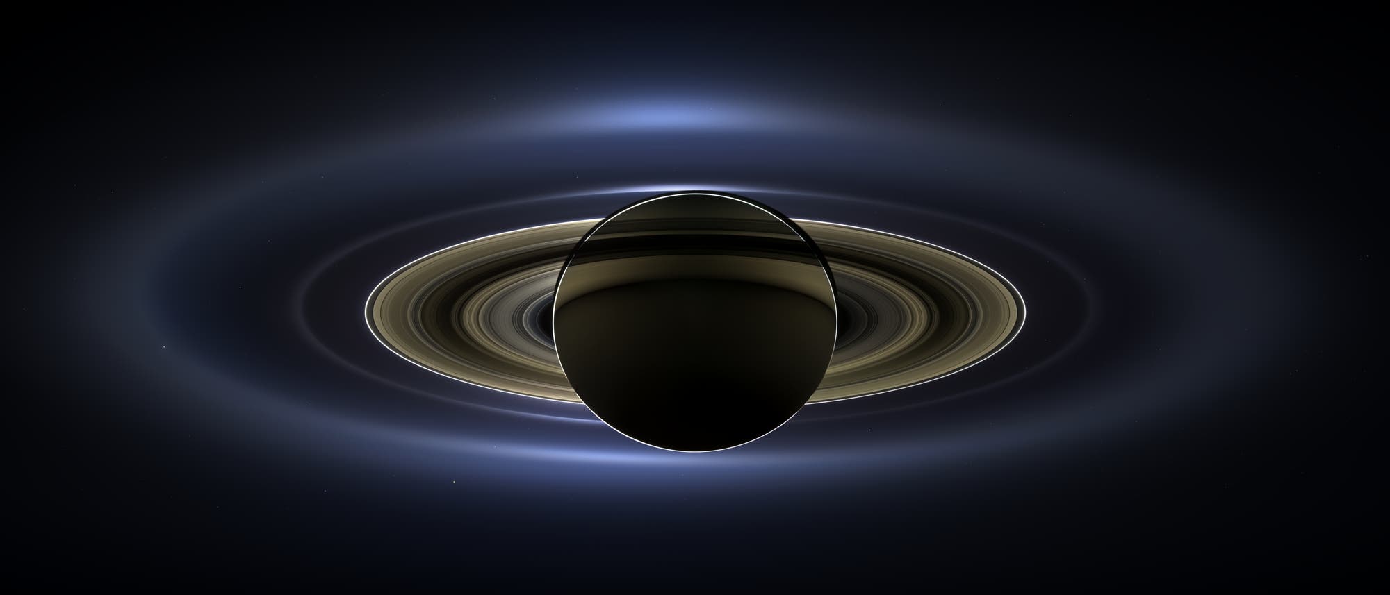 Saturn in Großaufnahme (Bildmosaik)