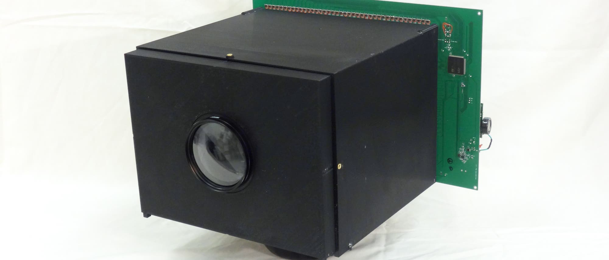 Prototyp einer selbstversorgenden Videokamera