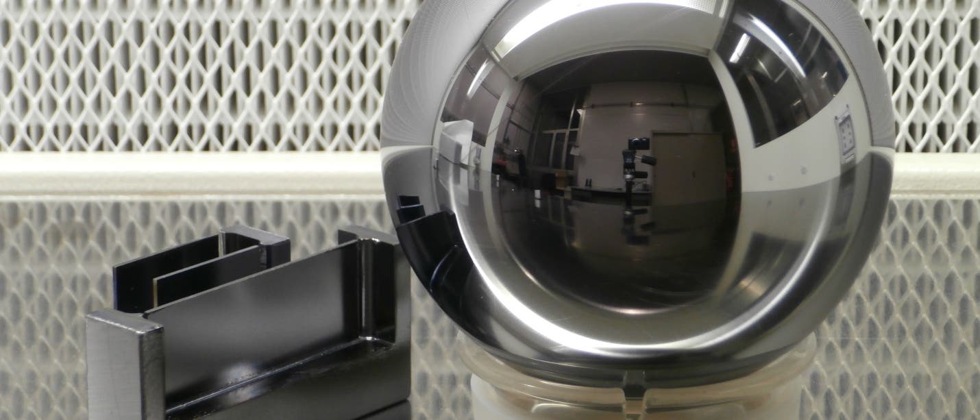 Siliziumkugel und Röntgenstrahl-Interferometer
