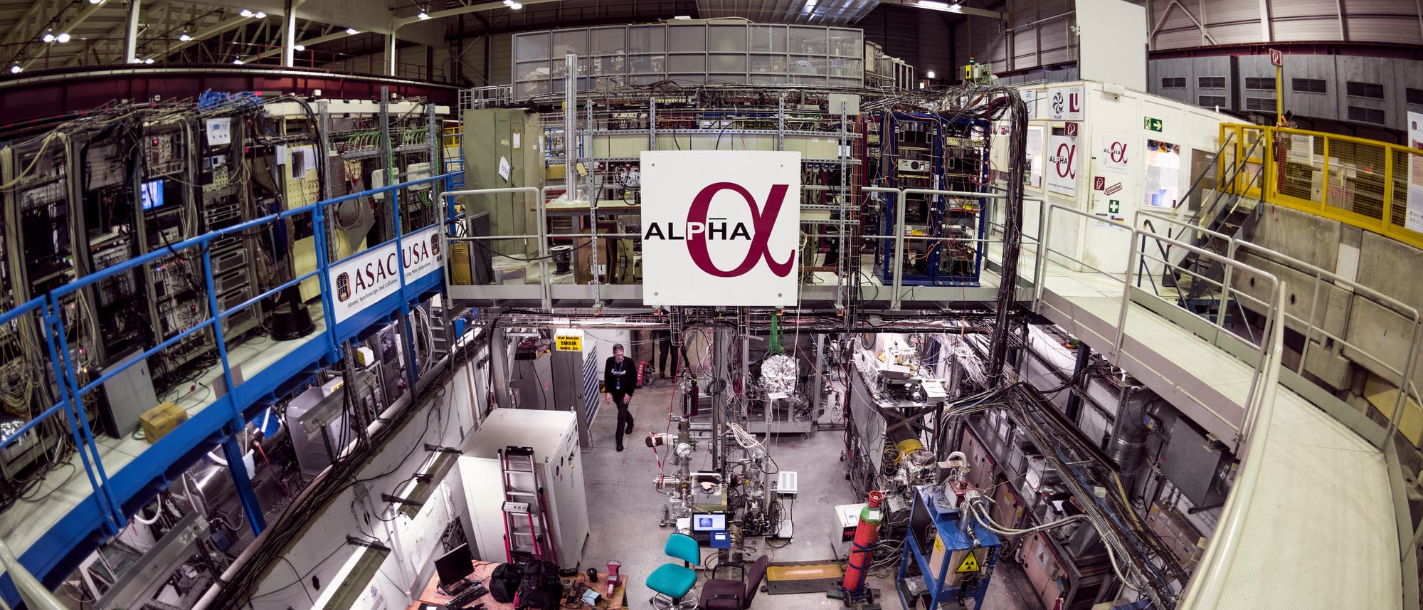 ALPHA ist eines von sechs Experimenten mit Antiprotonen am Europäischen Forschungszentrum CERN in Genf.