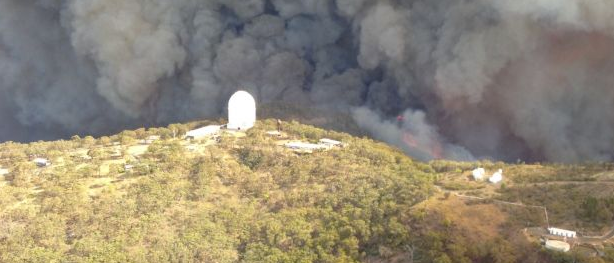 Buschfeuer bedrohen das Siding Spring Observatory