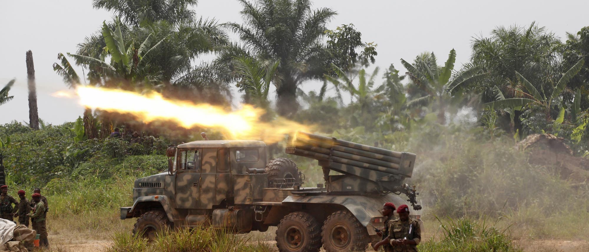Kongolesische Armee beschiesst ADF-Rebellen in Uganda.