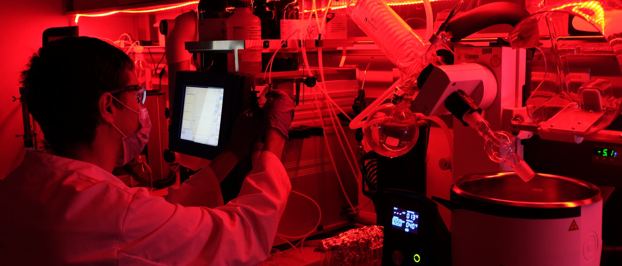 Herstellung neuer Fluorophore in den Laboren von Stefan Hell