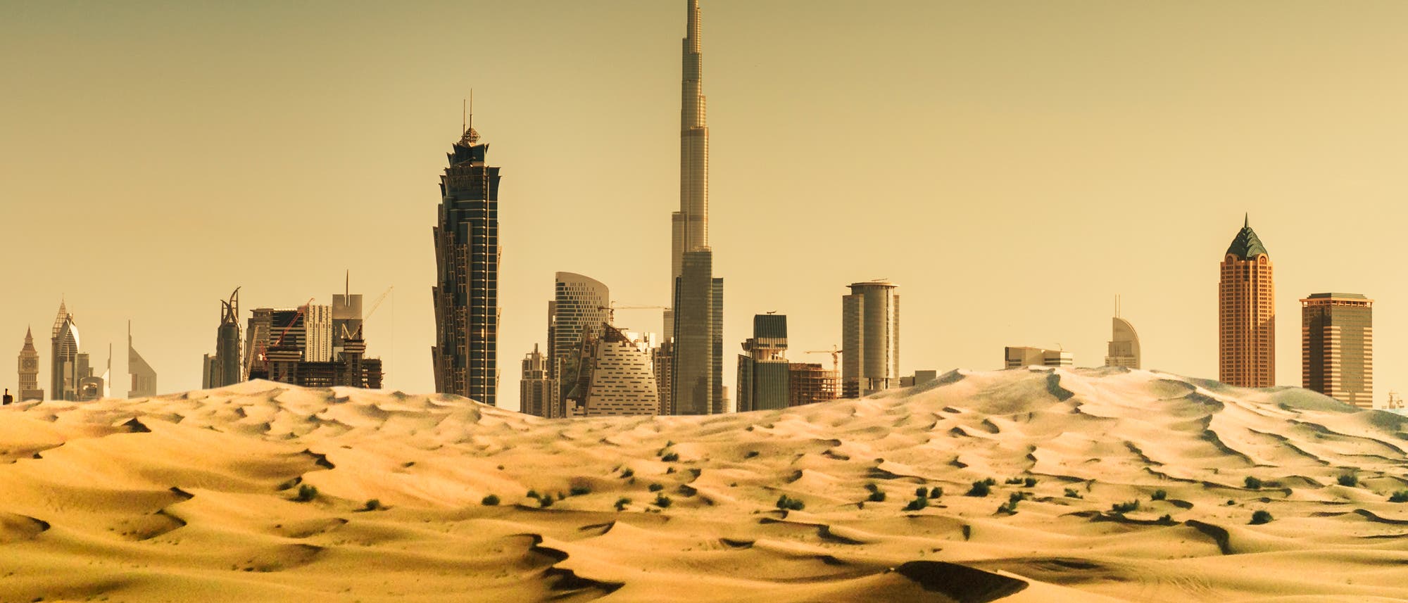 Schon heute ist es in Dubai oft unerträglich heiß - ohne dass man in die Wüste fahren muss
