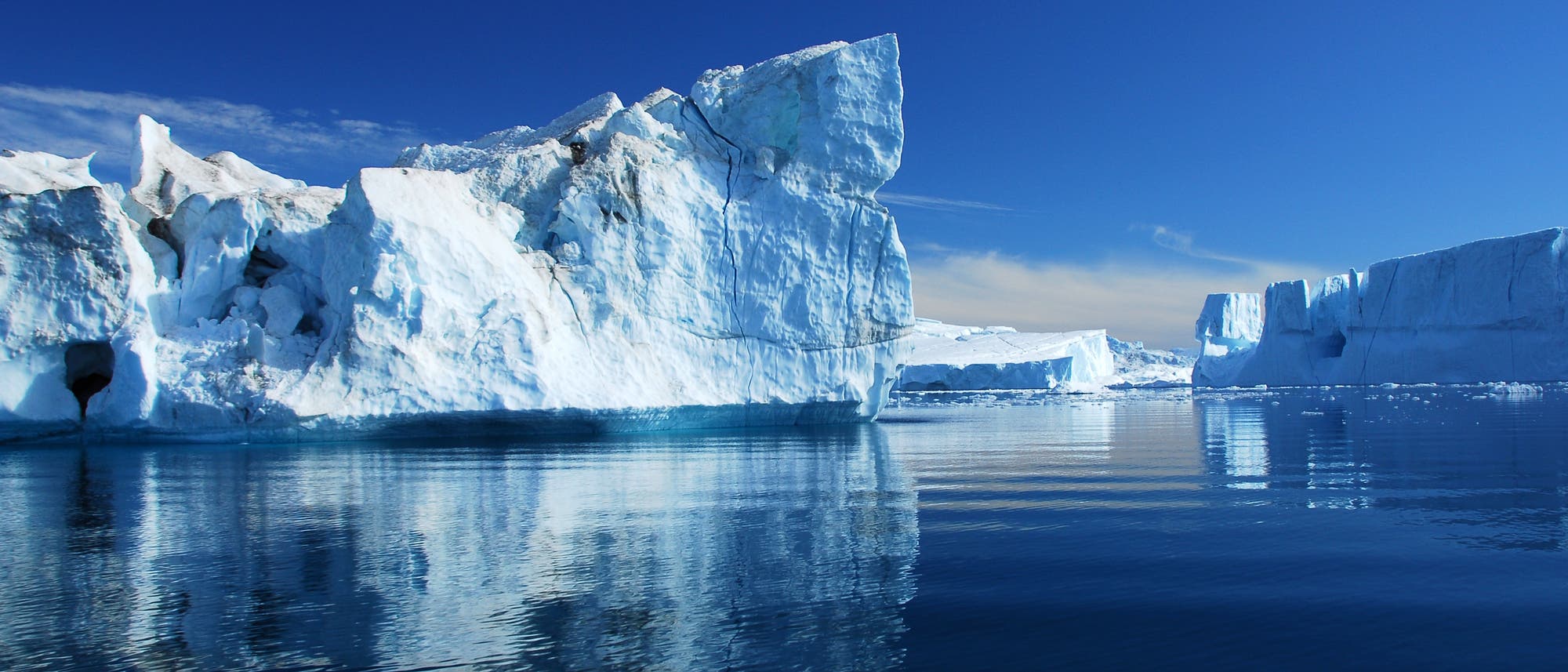 Eisberge in der Diskobucht in Grönland
