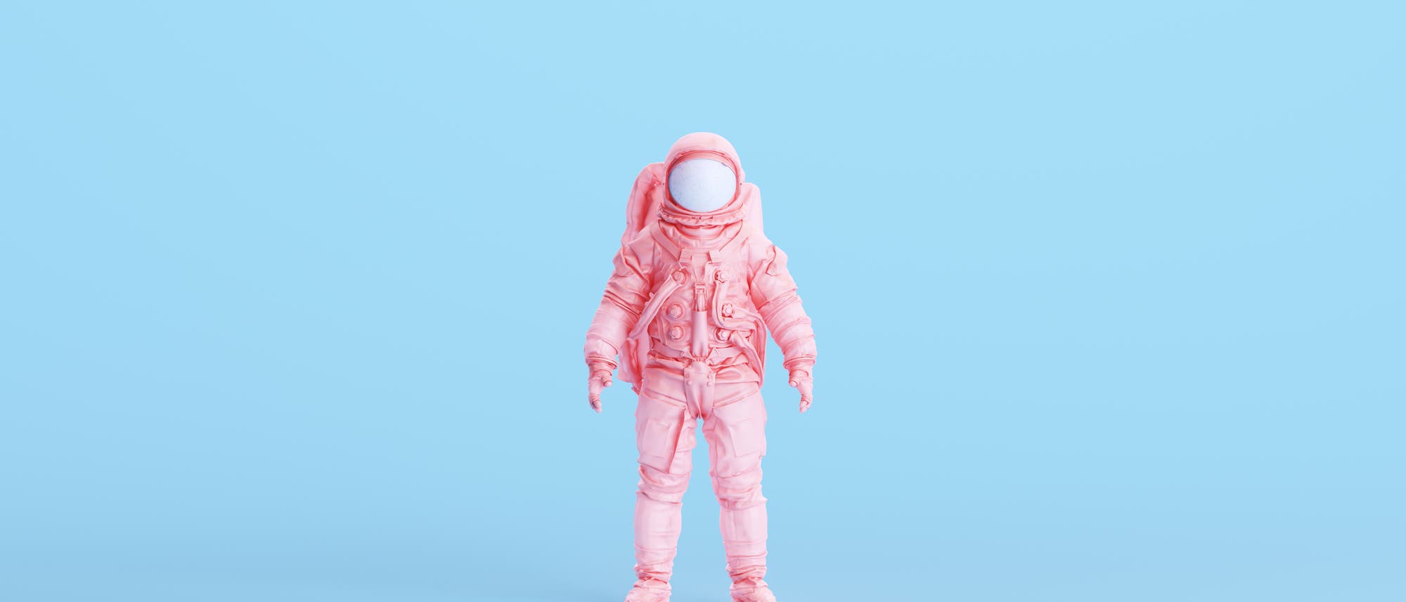 Eine 3D-Darstellung eines Astronautenanzugs in Rosa vor einem hellblauen Hintergrund. Der Anzug ist detailliert modelliert, einschlie&szlig;lich Helm, Handschuhen und Ausr&uuml;stung auf der Brust. Der Hintergrund ist einfarbig und lenkt die Aufmerksamkeit auf den Anzug.