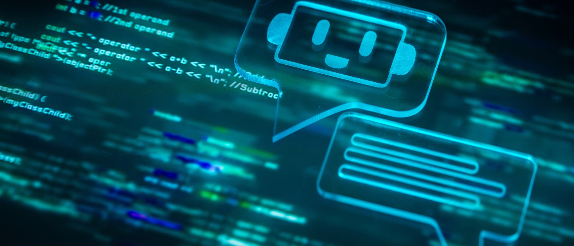 Ein Bildschirmfoto zeigt einen digitalen Hintergrund mit Programmiercode in verschiedenen Farben. Im Vordergrund sind zwei transparente Sprechblasen zu sehen, eine mit einem stilisierten Roboter-Gesicht und die andere mit Linien, die Text darstellen. Das Bild vermittelt ein Thema der künstlichen Intelligenz und Programmierung.