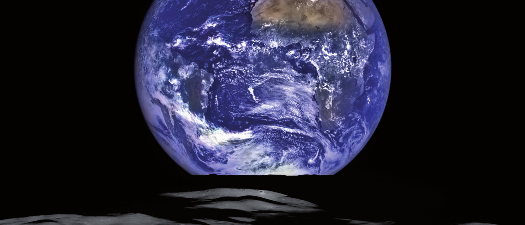 Erdaufgang über dem Mondhorizont (Lunar Reconnaissance Orbiter)