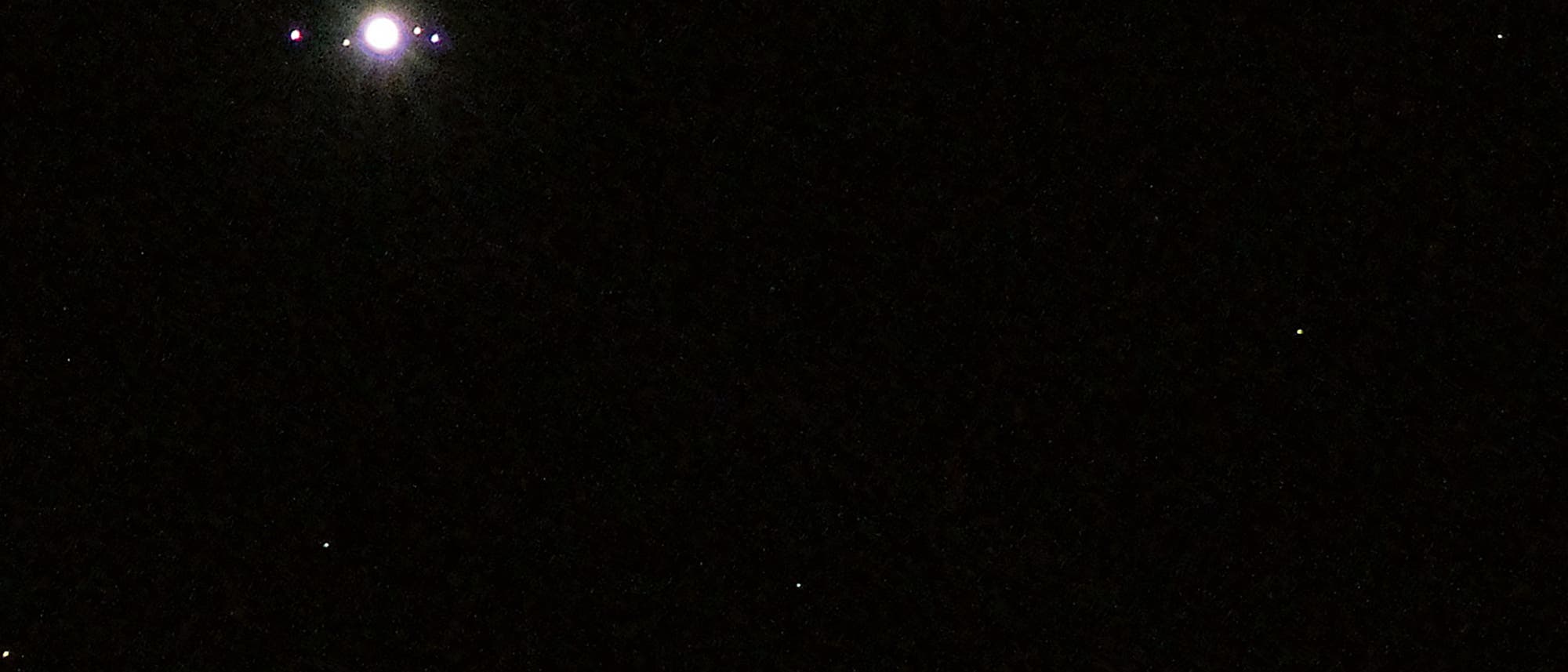 Jupiter, Lichtpunkte