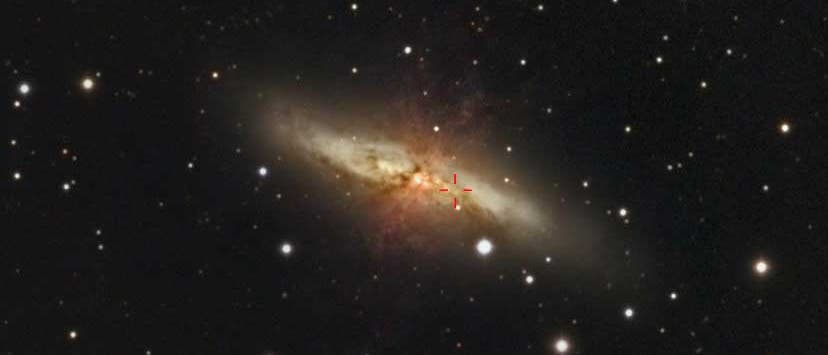 Ort der hellen Supernova in Spiralgalaxie Messier 82