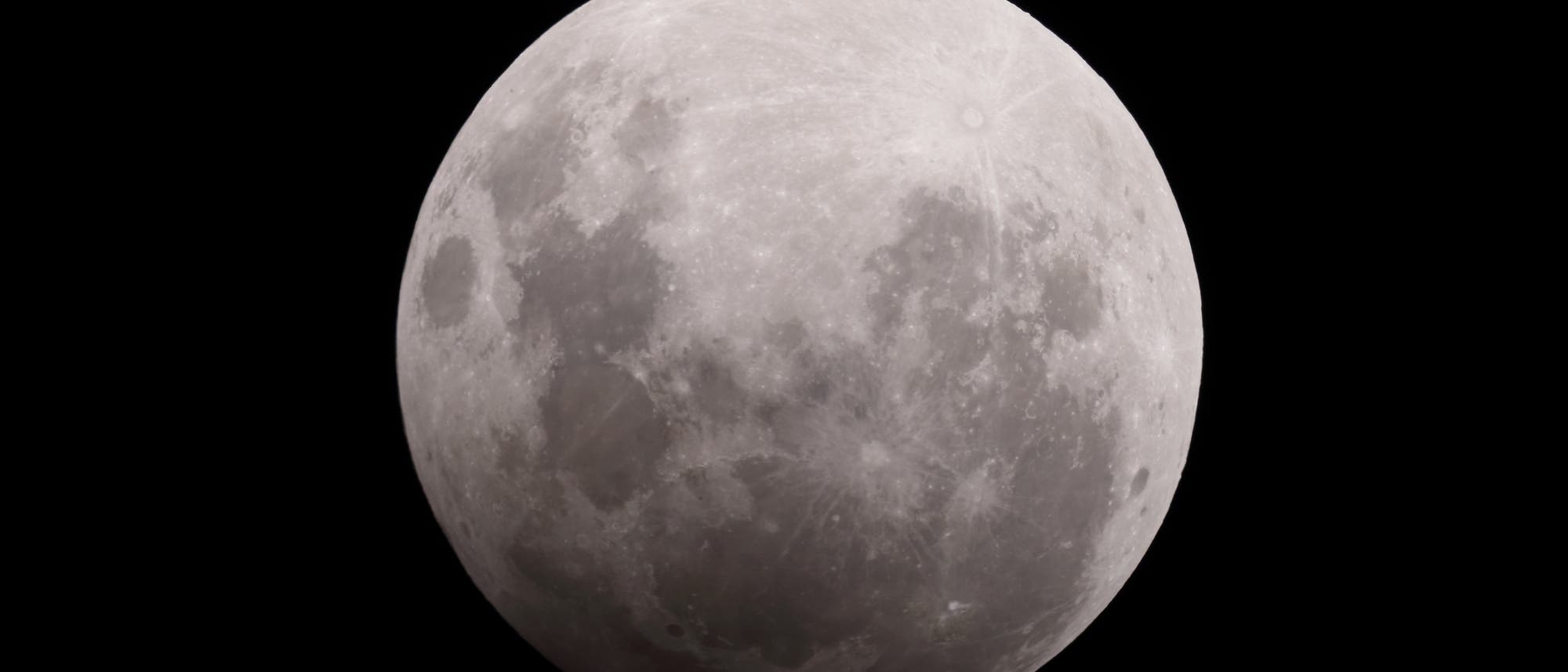 Halbschatten-Mondfinsternis vom 16. September 2016