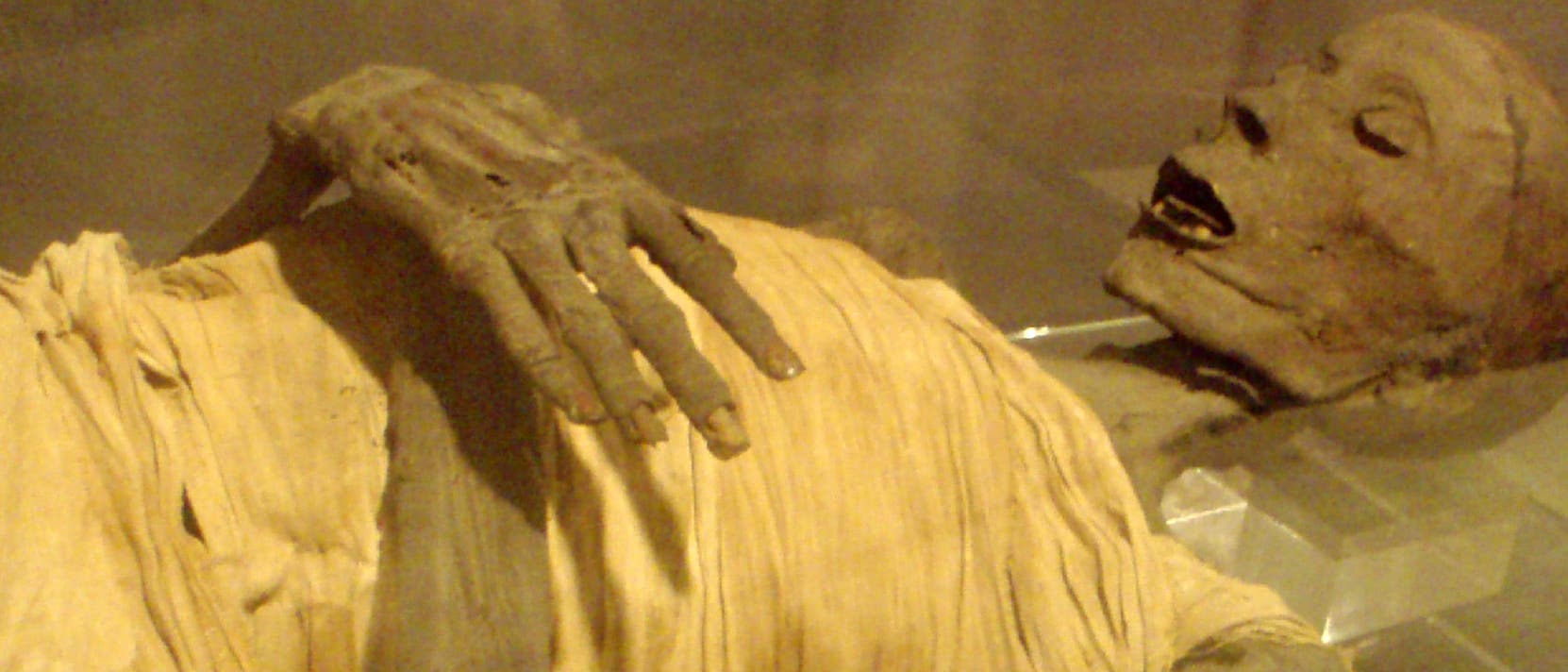 Altägyptische Mumie eines wohlhabenden Mannes der Saite-Periode