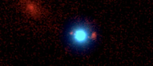 Ein Quasar als Gravitationslinse