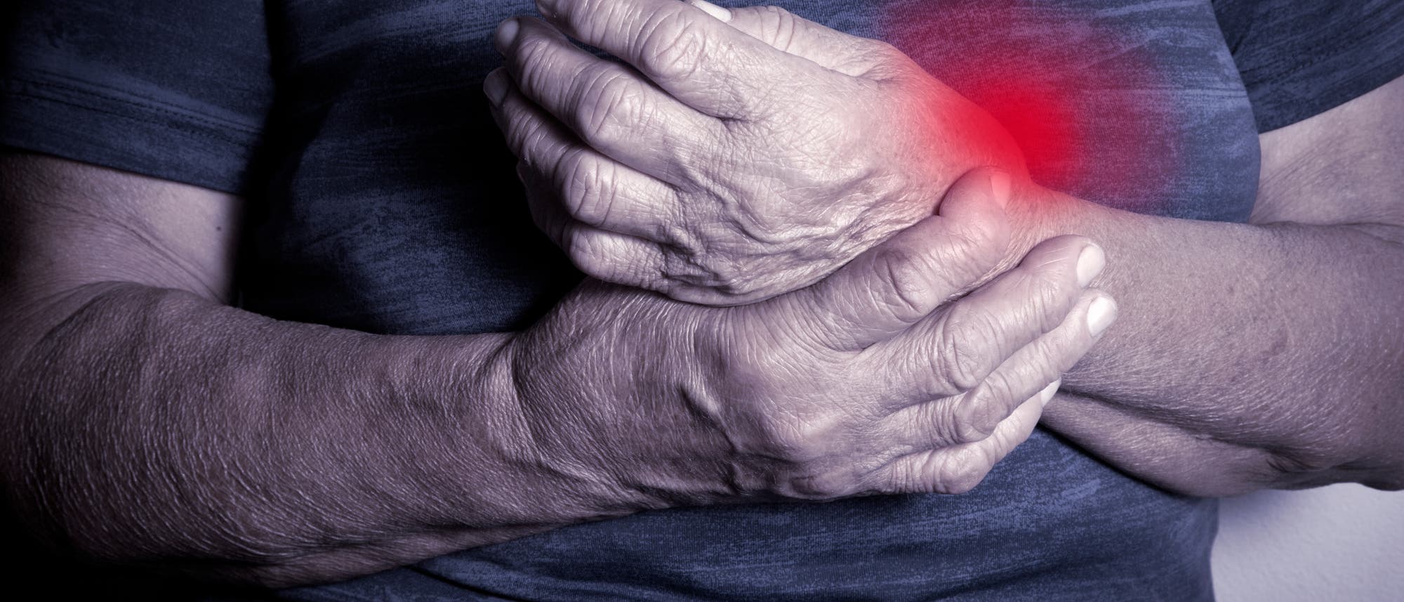 Schmerzende Gelenke durch Rheuma