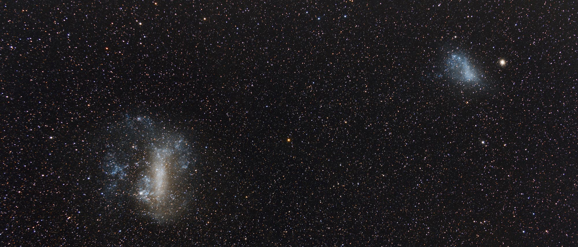 Die Große und Kleine  Magellansche Wolke im Nachthimmel.
