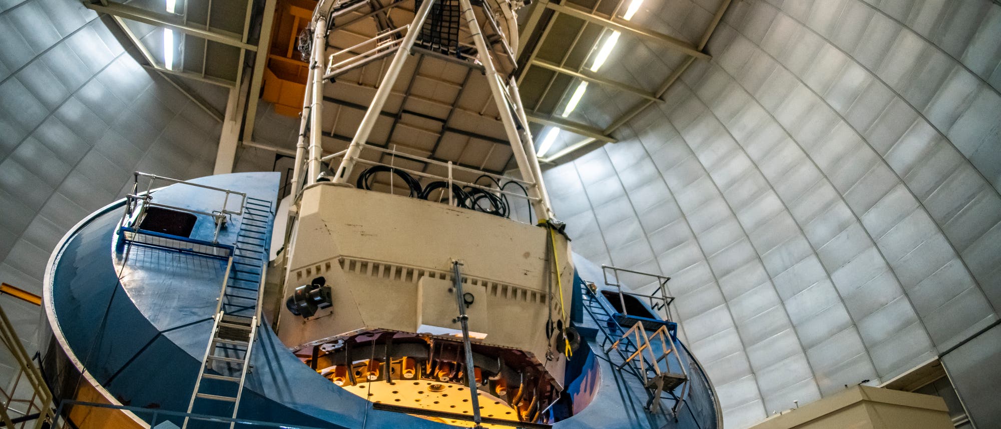 Das Vier-Meter-Mayall-Teleskop