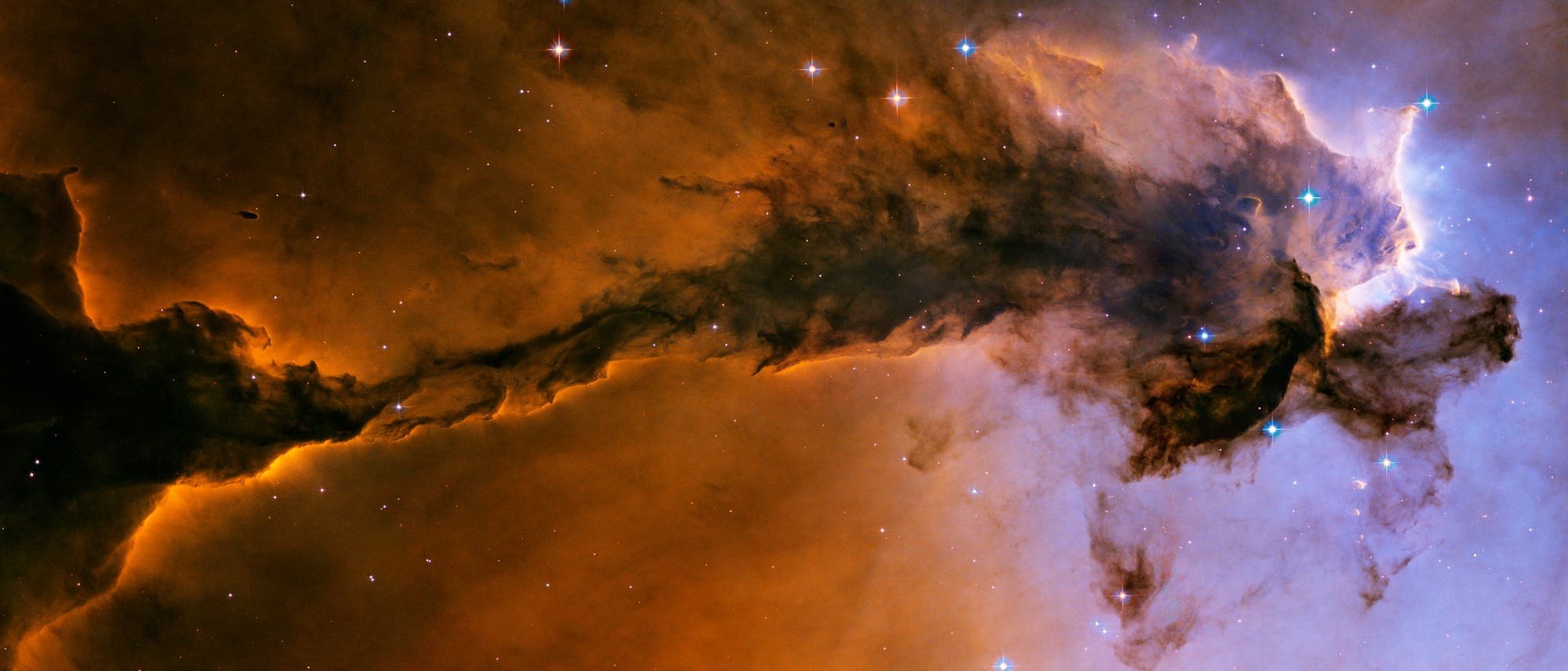 Der Adlernebel Messier 16 im Sternbild Schlange (Detailaufnahme)