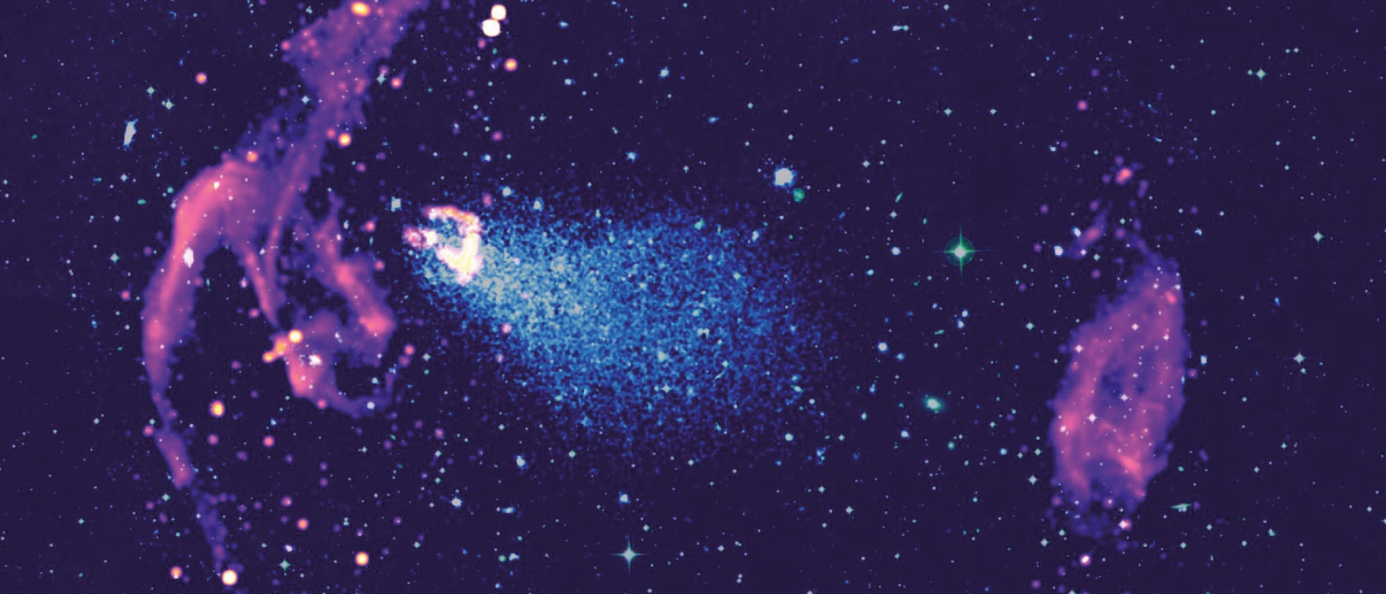 Galaxienhaufen mit starker Radioquelle