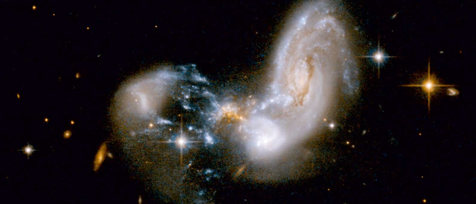 Verschmelzende Galaxien Zw II&#8201;96