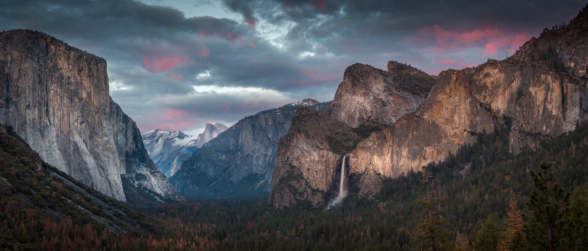 Die Felsen im Yosemite-Tal sind sichtbarer Ausdruck der Plattentektonik