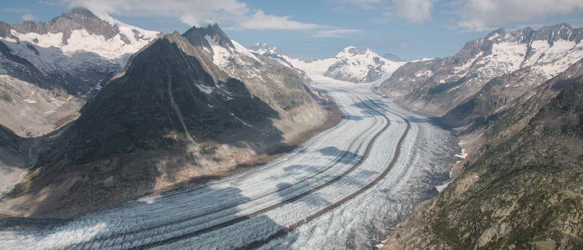 Der Grosse Aletsch ist der größte Gletscher der Alpen und liegt im UNESCO-Weltnaturerbe Gebiet Jungfrau-Aletsch