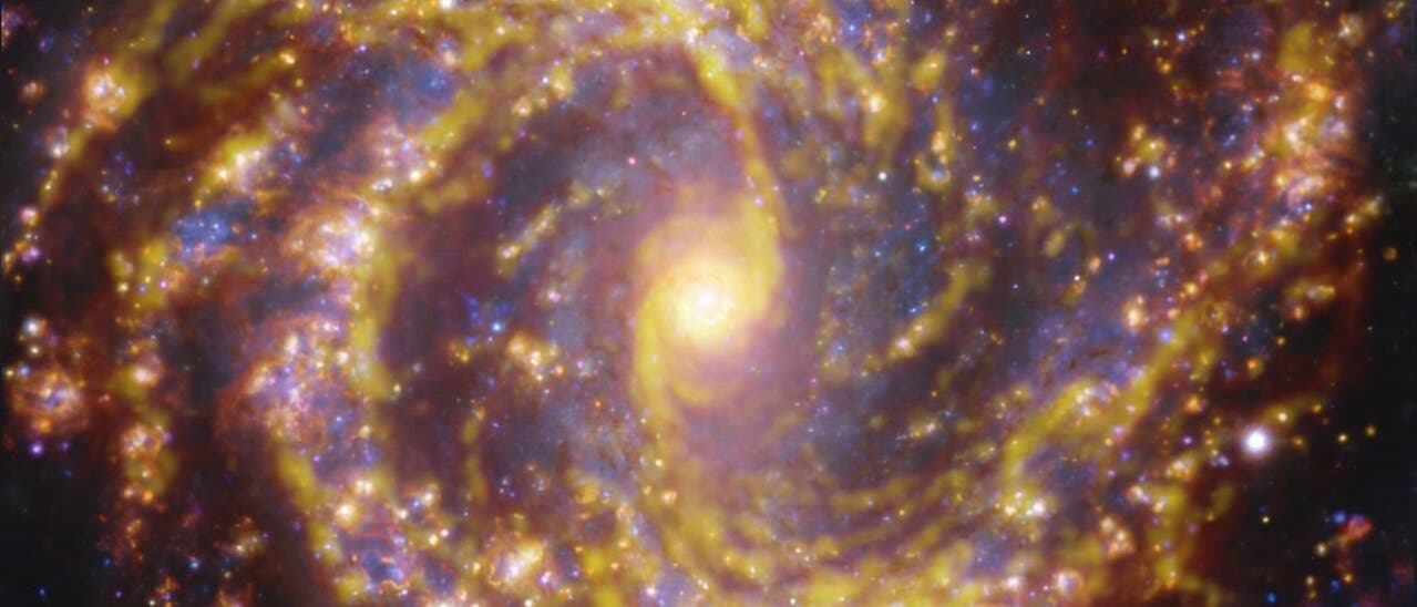 Die 55 Millionen Lichtjahre entfernte Spiralgalaxie NGC 4303 mit VLT und ALMA