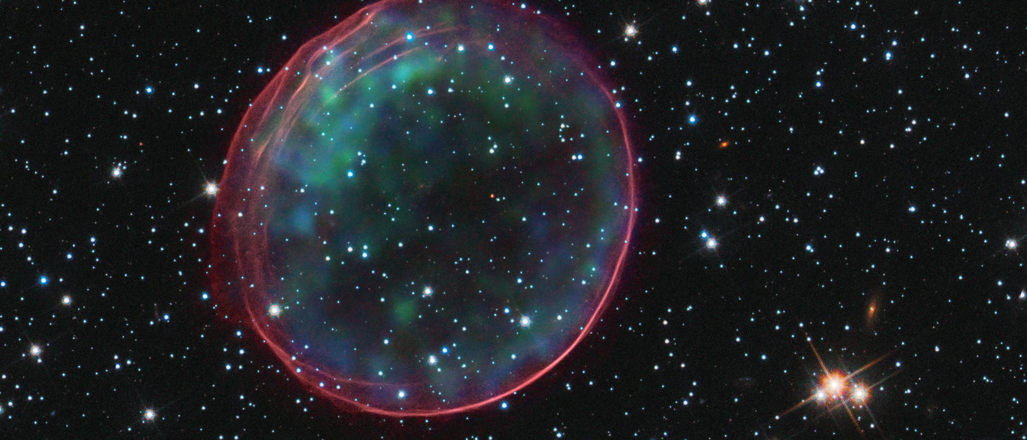 Gigantische Blase einer Supernova um das Jahr 1600