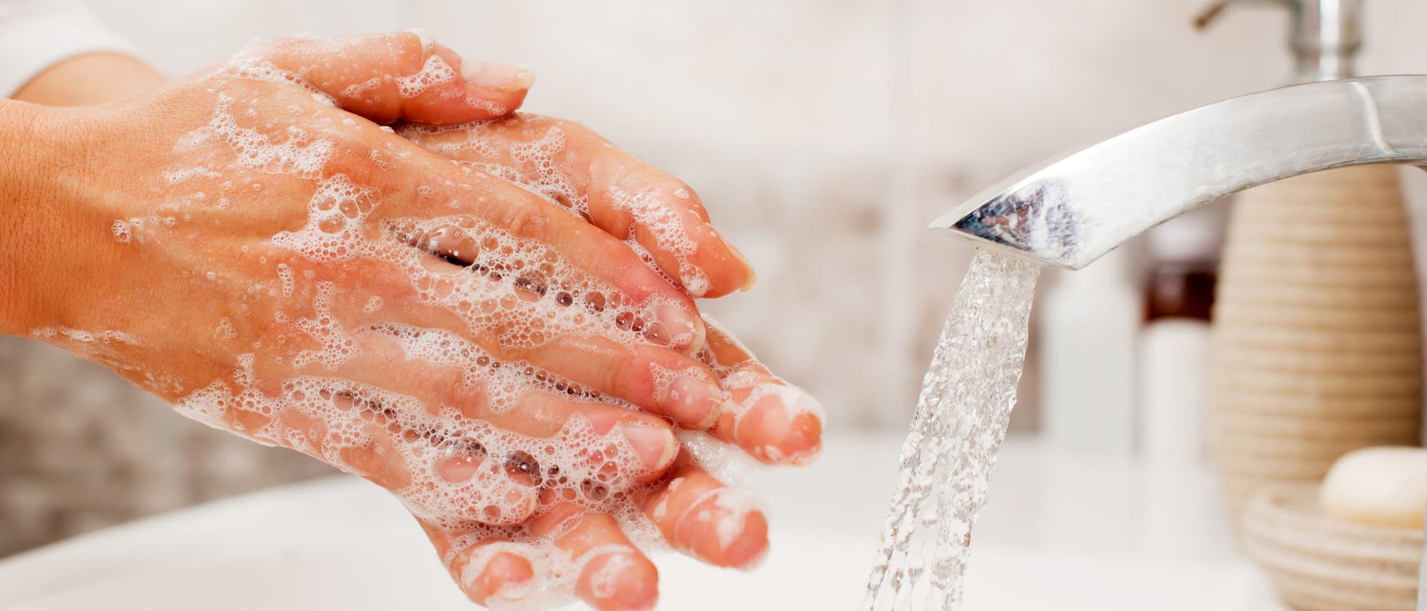 Ausgiebiges Händewaschen