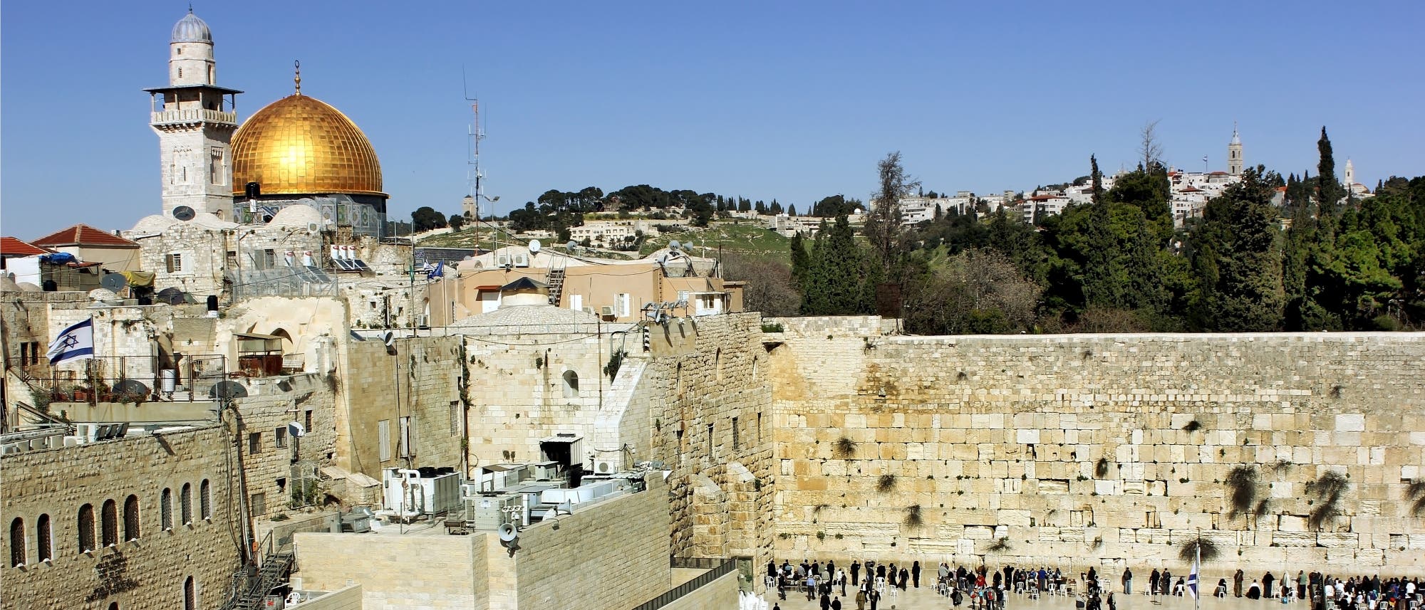 Ein Blick auf Jerusalem heute mit Klagemauer und Felsendom auf dem Tempelberg