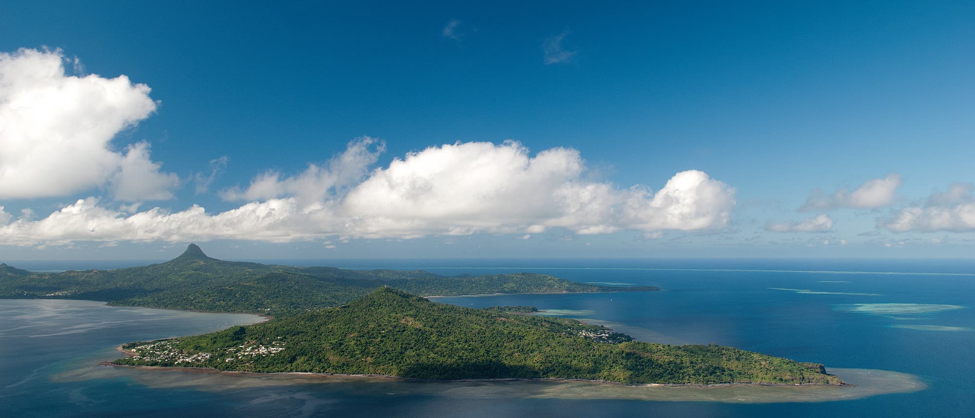 Blick auf die Komoreninsel Mayotte 