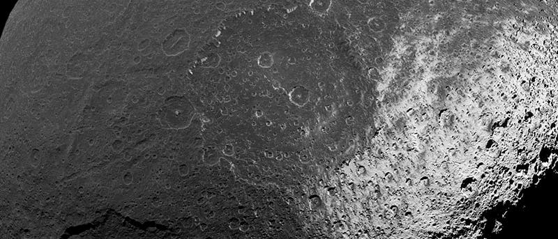 Der Saturnmond Iapetus