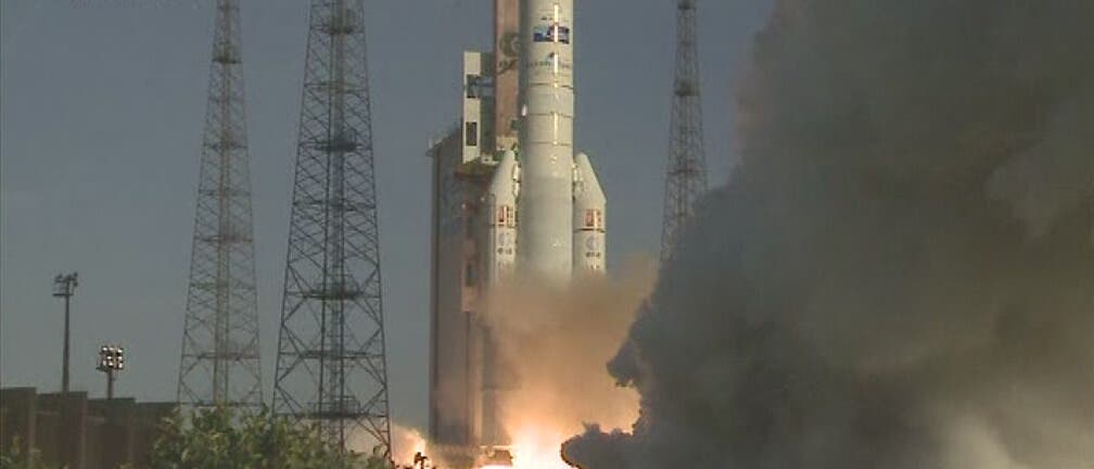 Erfolgreicher Ariane 5 Flug V208