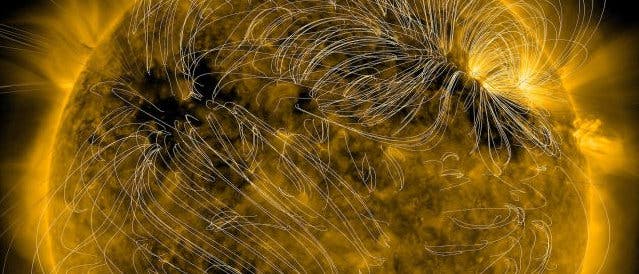 Magnetfeldlinien der Sonne