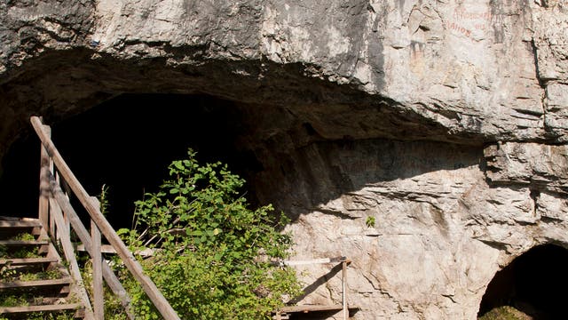 Eingang zur Denisova-Höhle