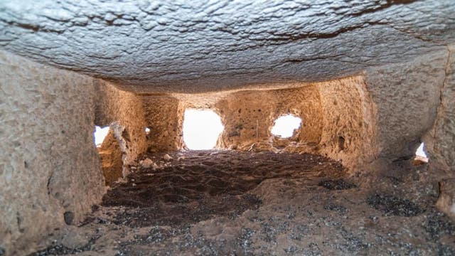 Dienten die neu entdeckten Felskammern in Abydos als Kulträume? Das vermuten jedenfalls Archäologen.