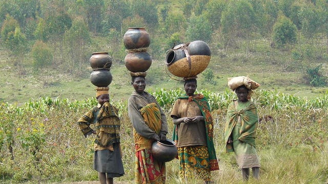 Batwa-Frauen in Burundi