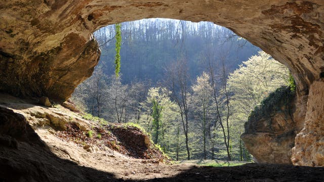 Der Eingang zur kroatischen Vindija-Höhle