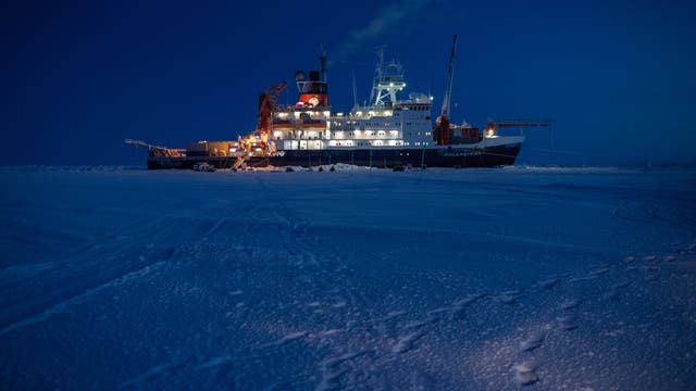 Die »Polarstern« im arktischen Winter